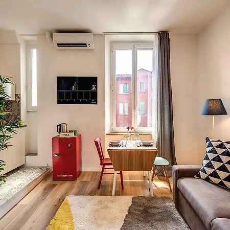 Loreto Charming Apartman Milánó